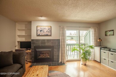 3605 Burl Ct - 4