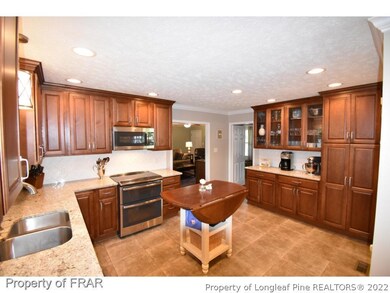 3336 Jura Dr, Fayetteville, NC 28303 - photo 2