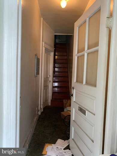 60 N Lindenwood St, Philadelphia, PA 19139 - photo 4