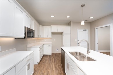 Aventura unit 312, West Des Moines, IA 50266 - photo 5