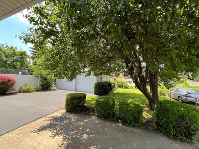 423 Ludlow St, Greendale, IN 47025 - photo 5