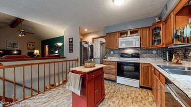 1211 Indian trace Goshen KY 40026 (10 of