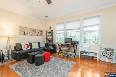 12 Hemlock Ln, Tenafly, NJ 07670 - photo 3