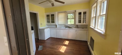 526 S 19th St, Mount Vernon, IL 62864 - photo 3