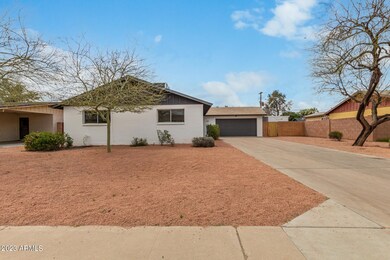 207 E La Jolla Dr, Tempe, AZ 85282 - photo 2