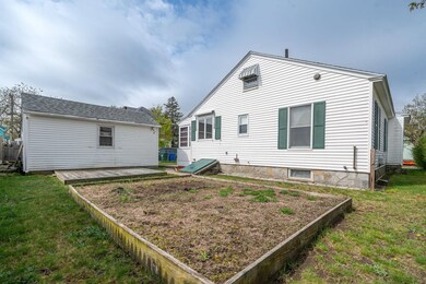 29 Hamblet St, Manchester, NH 03103 - photo 3