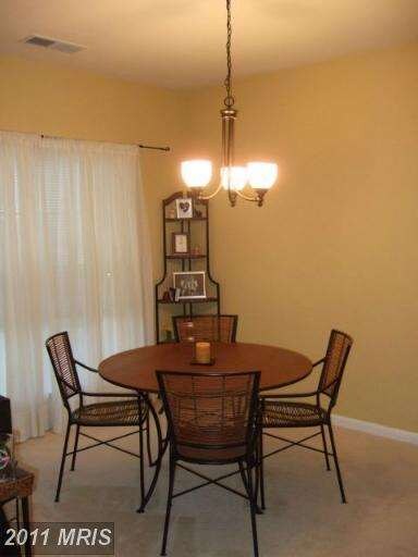 11310 W Brook Mill Ln unit 201, Fairfax, VA 22030 - photo 2