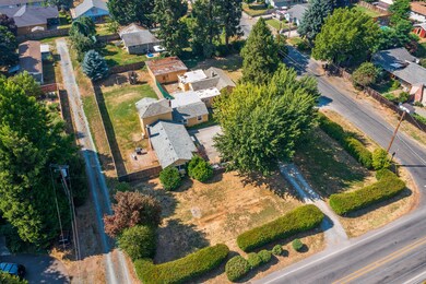 2185SWLowerRiverRd-001