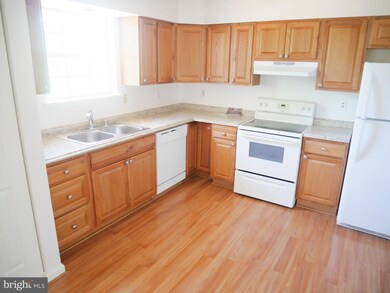 435 Trimblefields Dr, Edgewood, MD 21040 - photo 5