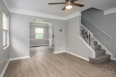 2604 Saint Albans Ave, Cincinnati, OH 45237 - photo 7