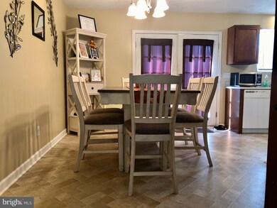 13 Chalk Ln, Inwood, WV 25428 - photo 6