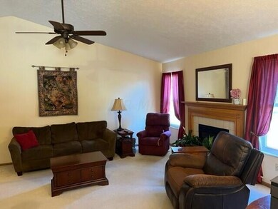 family room 3