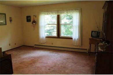 175 Reservoir St, Holden, MA 01520 - photo 5