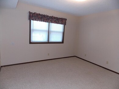 401 S Division St unit 1B, Audubon, IA 50025 - photo 6