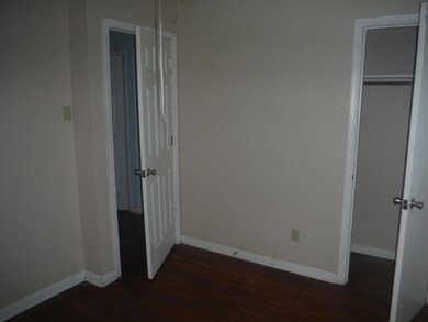 1725 1725 Foxborough Cir, Lexington, KY 40505 - photo 7