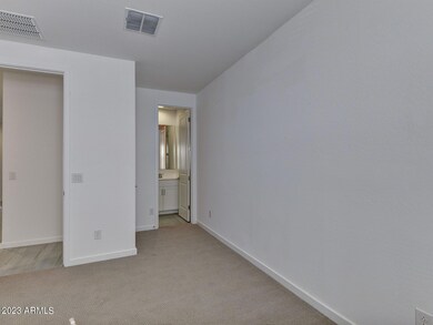 003_Bedroom Suite
