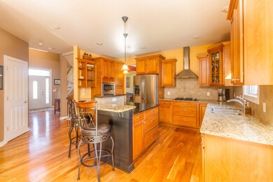 6104 Falabella Cir (5 of 27)