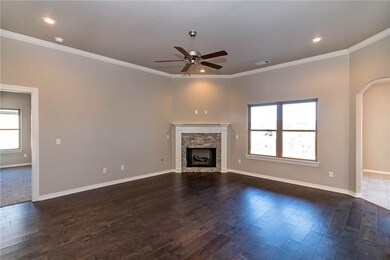 710 Captain Stockton St, Prairie Grove, AR 72753 - photo 6