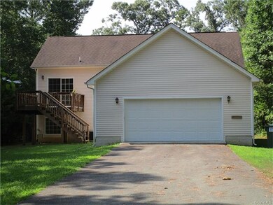 2 CAR OVER SIZED GARAGE WALKS INTO FAMILY ROOM