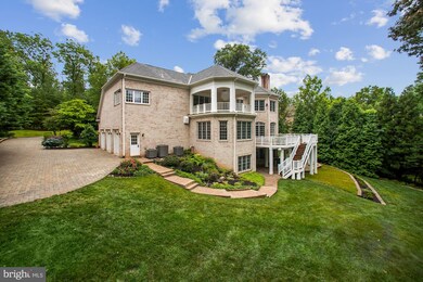 860 Alvermar Ridge Dr, McLean, VA 22102 - photo 4