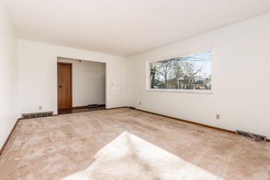 Living Room 4
