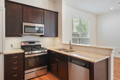 724 Link Rd, Houston, TX 77009 - photo 6