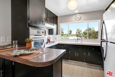 6130 Coldwater Canyon Ave unit 12, North Hollywood, CA 91606 - photo 6