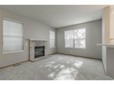 16811-79th-Pl-N-6