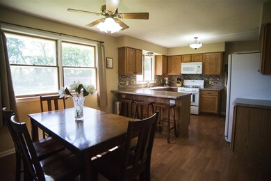 55 Countryside Dr, Evansville, WI 53536 - photo 7