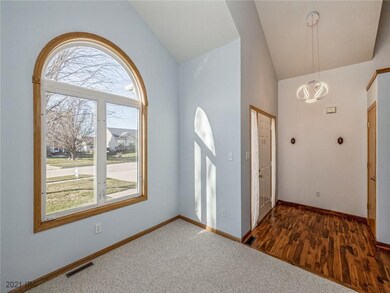 335 NE Whitetail Ln, Waukee, IA 50263 - photo 4