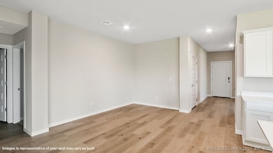 8606 E El Paso St, Broken Arrow, OK 74014 - photo 6