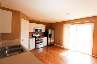 6529 Crab Apple Dr, Canal Winchester, OH 43110 - photo 5