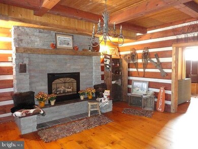 410 W Spruce St, Shamokin, PA 17872 - photo 6