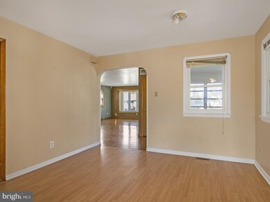 612 Taylor St, Riverside, NJ 08075 - photo 7
