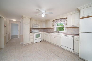 74 Prescott Ave, Riverside, RI 02915 - photo 6
