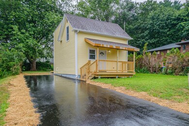 12 Dill St, Lewiston, ME 04240 - photo 5