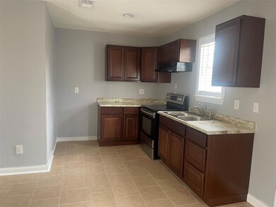 304 Front St, Pottsboro, TX 75076 - photo 2