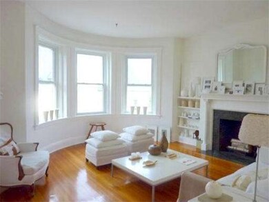 359 Tappan St unit 3, Brookline, MA 02445 - photo 3