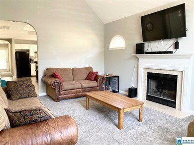 413 Camden Cove Cir, Calera, AL 35040 - photo 6