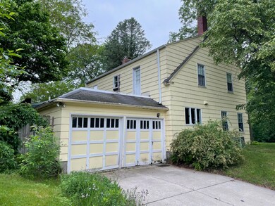 Side/Garage View