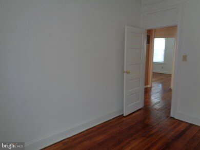308 Lyndhurst St, Baltimore, MD 21229 - photo 4
