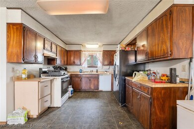 25512 Bokoshe Mountain Ln, Bokoshe, OK 74930 - photo 7