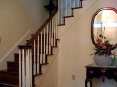 1296 Woodcrest Dr, Macon, GA 31210 - photo 2