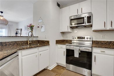 821 Ralph McGill Blvd NE unit 2207, Atlanta, GA 30306 - photo 6