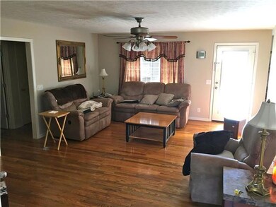 111 Brooklyn Cir, Shelbyville, TN 37160 - photo 3