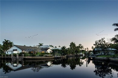 Beaautiful water views and easy access to Naples B