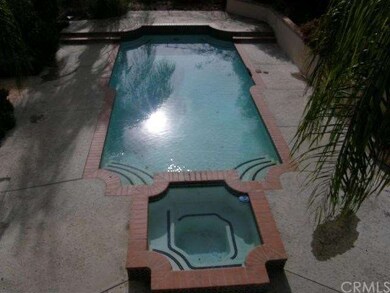 Pool & Spa