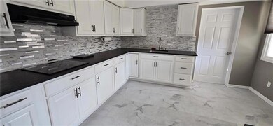 284 Moorestown Dr, Bath, PA 18014 - photo 5