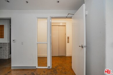 812 S Spring St unit 2, Los Angeles, CA 90014 - photo 5