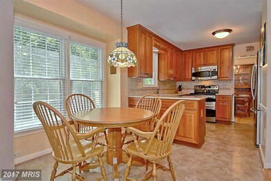 7717 Modisto Ln, Springfield, VA 22153 - photo 6